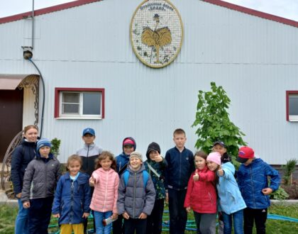 Дождливая погода не помешала приехать ребятам из Москакасинской  средней образовательной школы Моргаушского района!